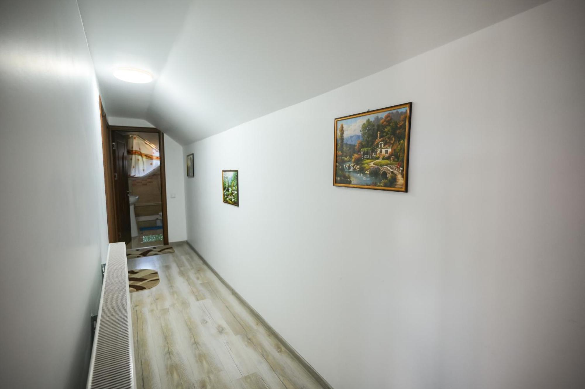 Appartement Casa Ion à Horezu Extérieur photo